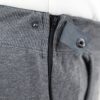 Pantalón hombre adaptado detalle